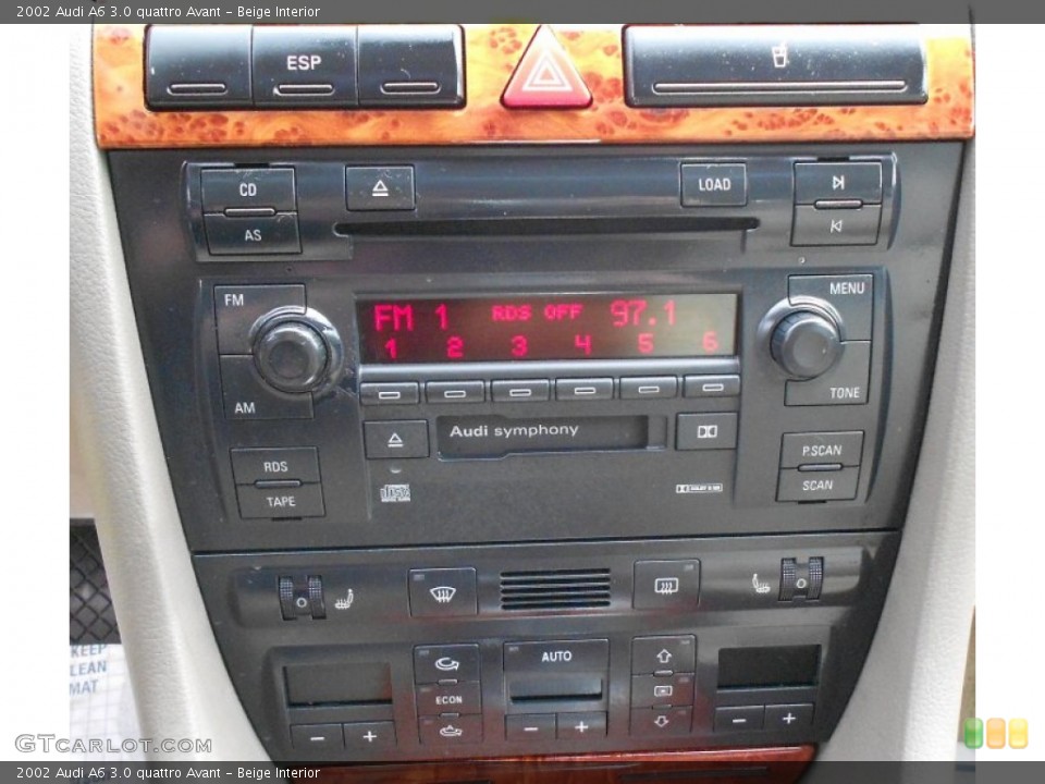 Beige Interior Audio System for the 2002 Audi A6 3.0 quattro Avant #53985942