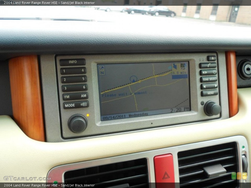 Sand/Jet Black Interior Navigation for the 2004 Land Rover Range Rover HSE #53986570