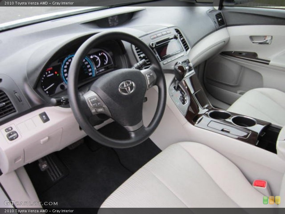 Gray Interior Dashboard for the 2010 Toyota Venza AWD #53988199