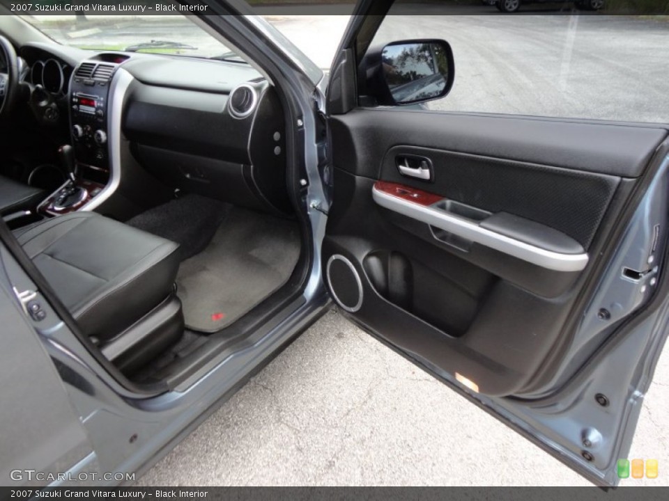 Black Interior Door Panel for the 2007 Suzuki Grand Vitara Luxury #53988301