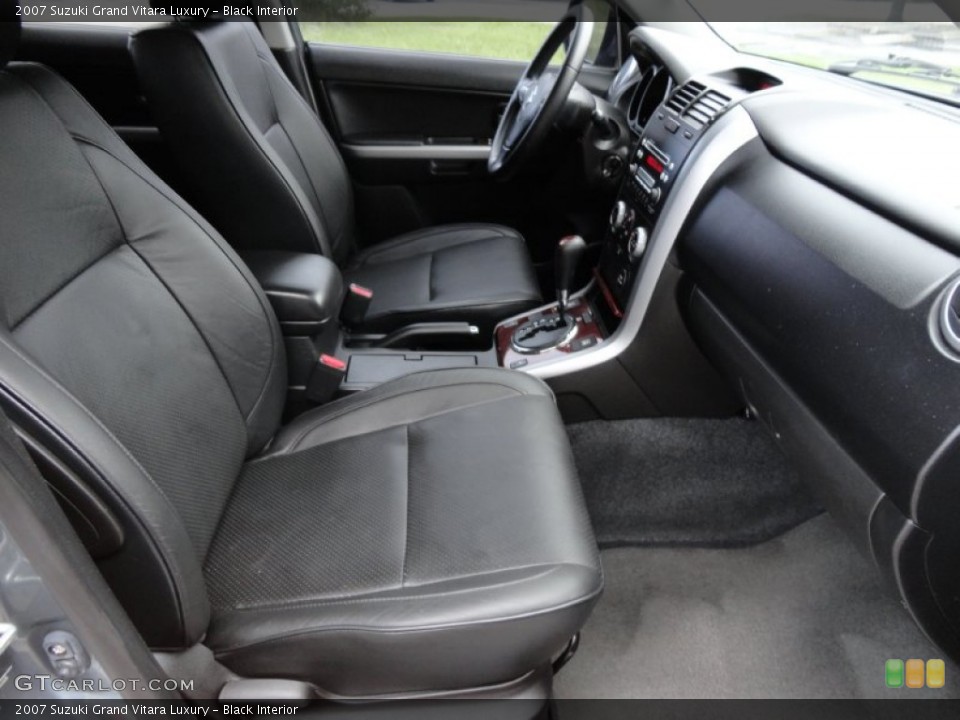 Black Interior Photo for the 2007 Suzuki Grand Vitara Luxury #53988310