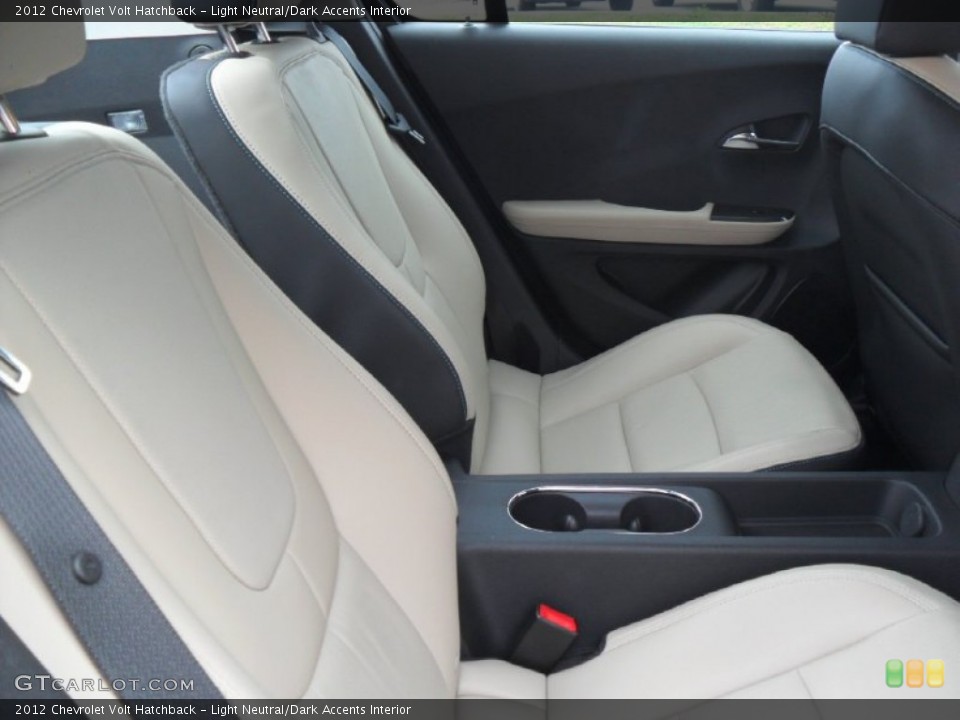 Light Neutral/Dark Accents Interior Photo for the 2012 Chevrolet Volt Hatchback #53998193