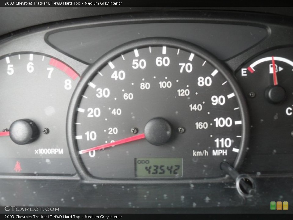 Medium Gray Interior Gauges for the 2003 Chevrolet Tracker LT 4WD Hard Top #54020839