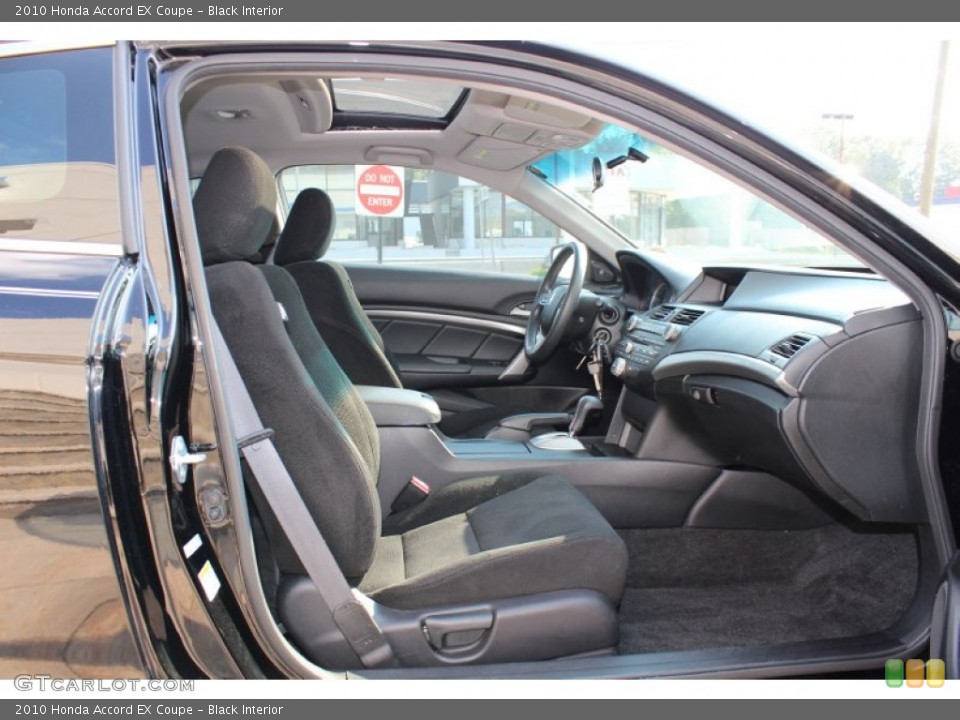 Black Interior Photo for the 2010 Honda Accord EX Coupe #54022038