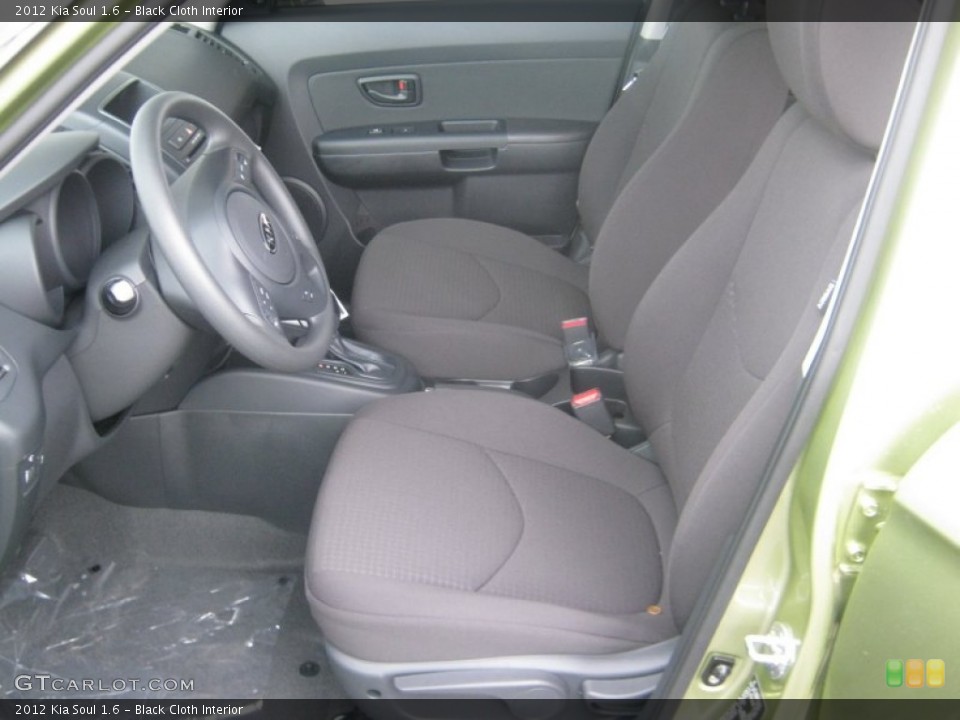 Black Cloth Interior Photo for the 2012 Kia Soul 1.6 #54028417