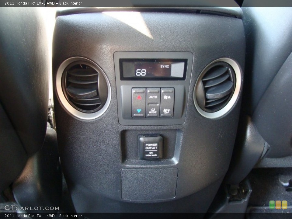 Black Interior Controls for the 2011 Honda Pilot EX-L 4WD #54033179