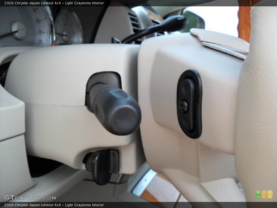 Light Graystone Interior Controls for the 2009 Chrysler Aspen Limited 4x4 #54033230
