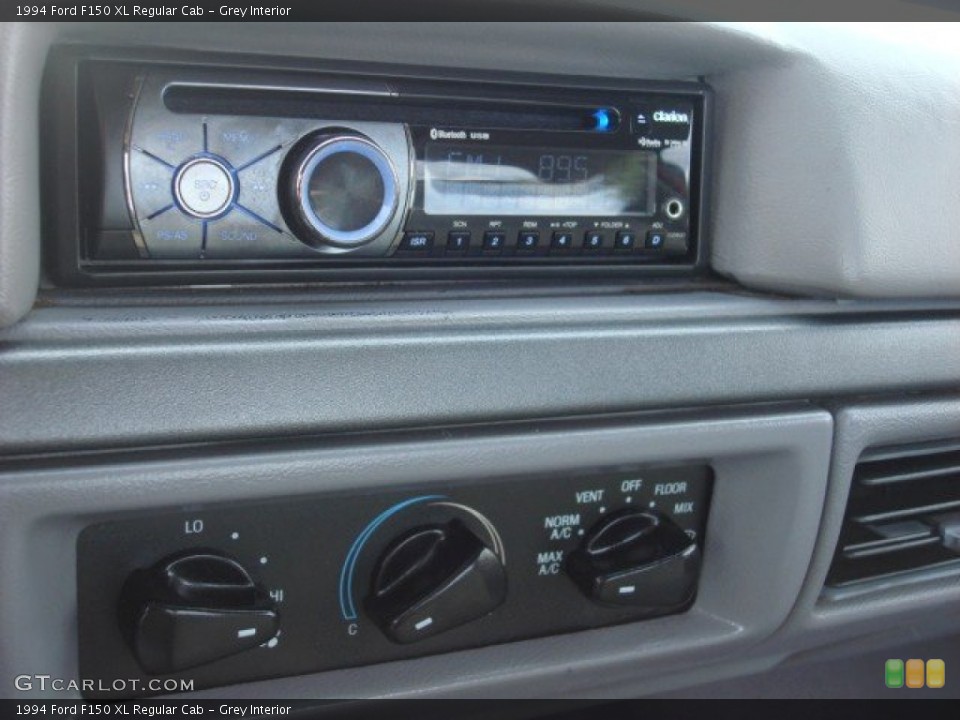 Grey Interior Controls for the 1994 Ford F150 XL Regular Cab #54035069