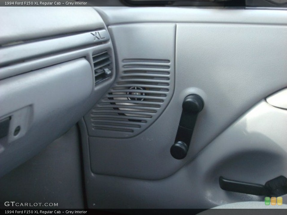 Grey Interior Controls for the 1994 Ford F150 XL Regular Cab #54035099