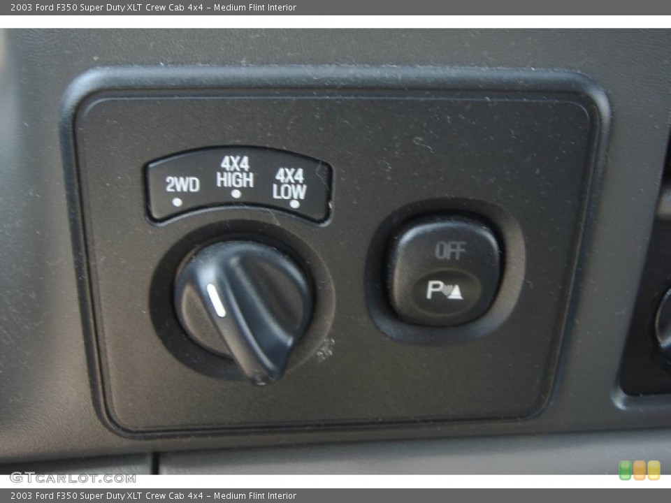 Medium Flint Interior Controls for the 2003 Ford F350 Super Duty XLT Crew Cab 4x4 #54037976