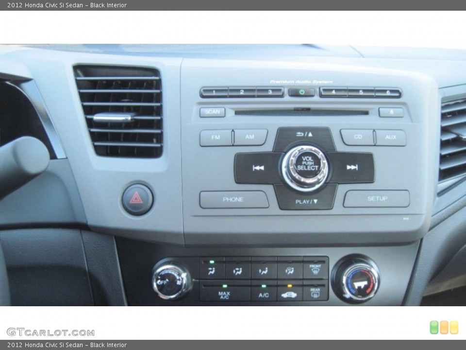 Black Interior Controls for the 2012 Honda Civic Si Sedan #54040706
