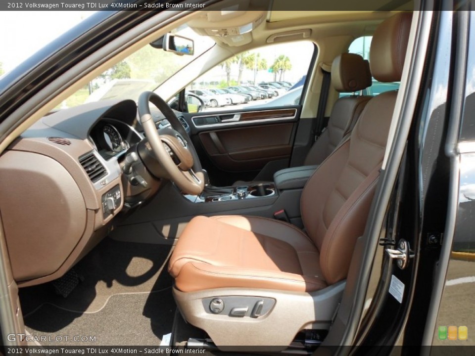 Saddle Brown Interior Photo for the 2012 Volkswagen Touareg TDI Lux 4XMotion #54053423
