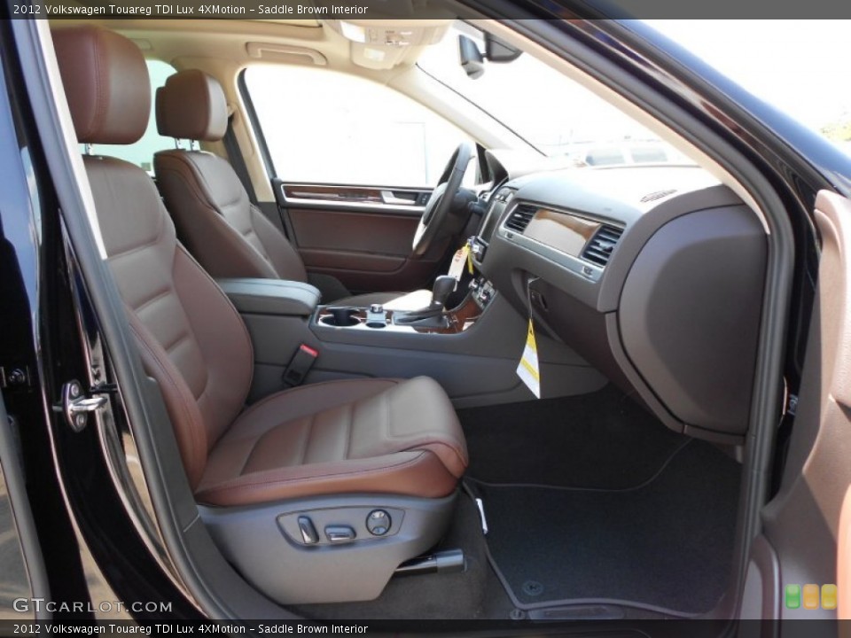 Saddle Brown Interior Photo for the 2012 Volkswagen Touareg TDI Lux 4XMotion #54053441