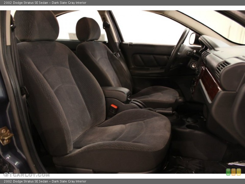 Dark Slate Gray Interior Photo for the 2002 Dodge Stratus SE Sedan #54061262