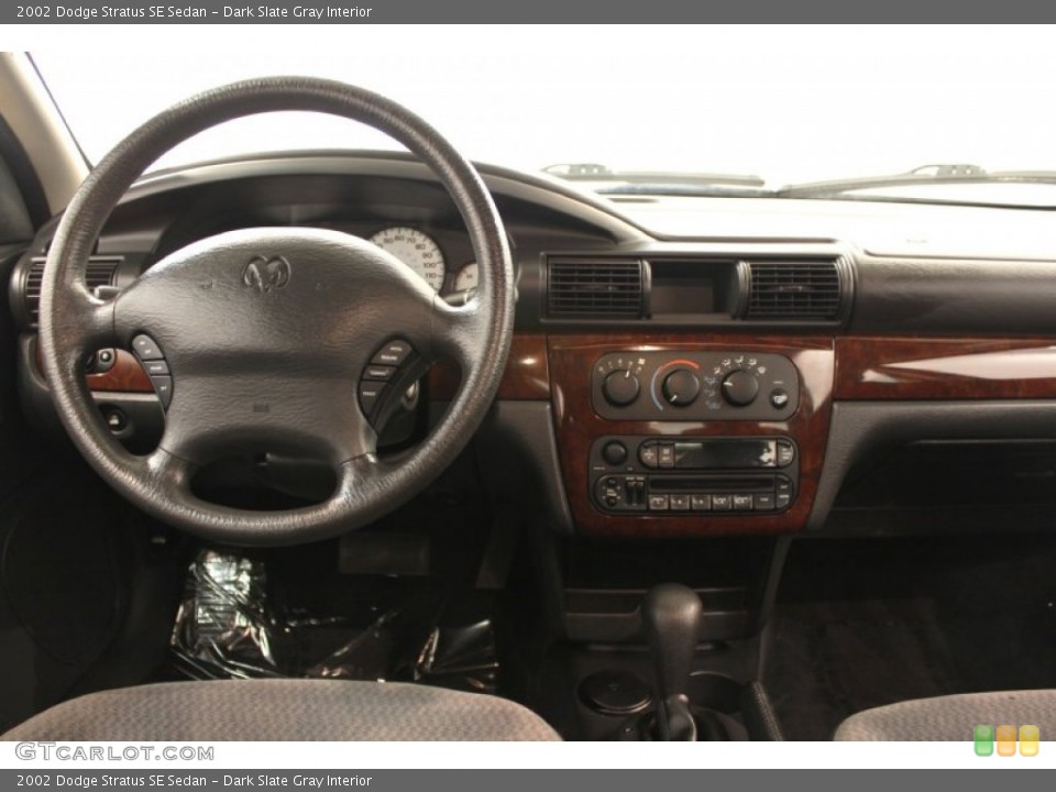 Dark Slate Gray Interior Dashboard for the 2002 Dodge Stratus SE Sedan #54061289