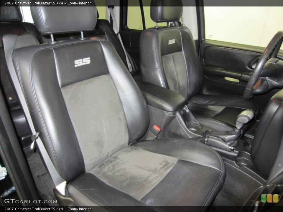 Ebony Interior Photo for the 2007 Chevrolet TrailBlazer SS 4x4 #54062337