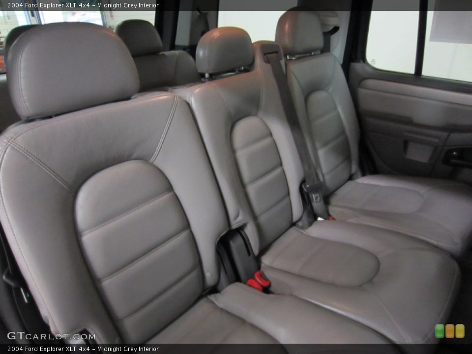 Midnight Grey Interior Photo for the 2004 Ford Explorer XLT 4x4 #54065132