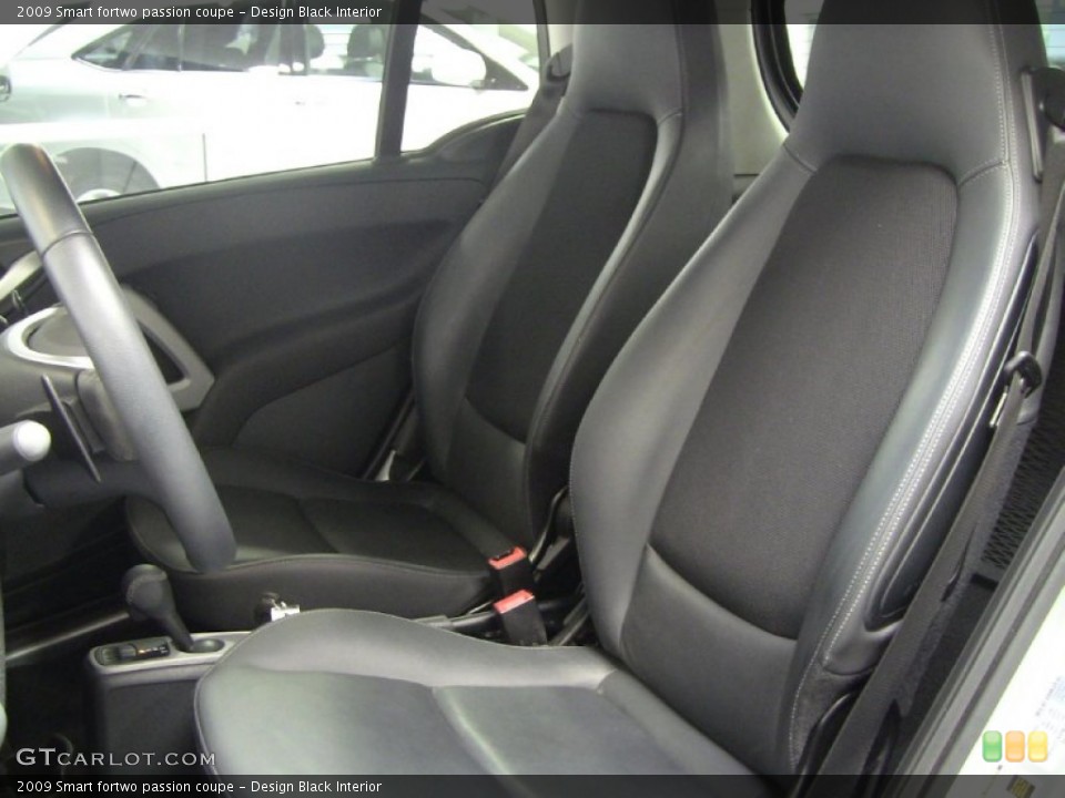 Design Black Interior Photo for the 2009 Smart fortwo passion coupe #54065676