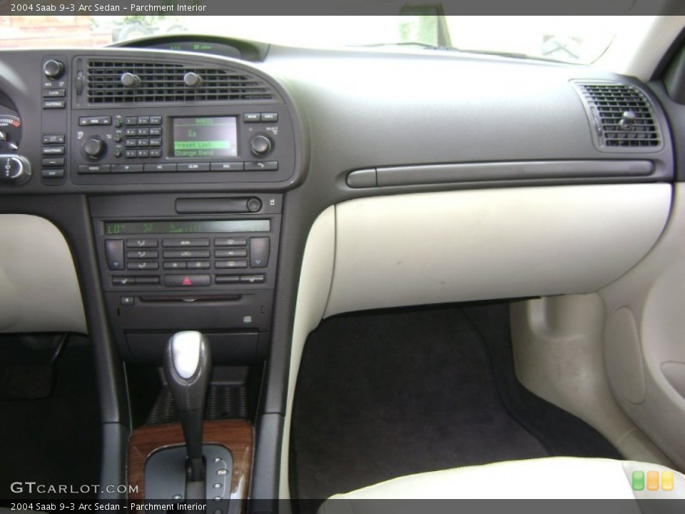 Parchment Interior Dashboard for the 2004 Saab 9-3 Arc Sedan #54070272