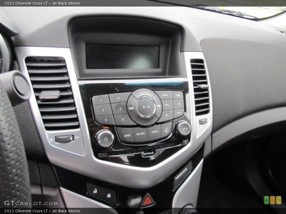 Jet Black Interior Controls for the 2011 Chevrolet Cruze LT #54070602