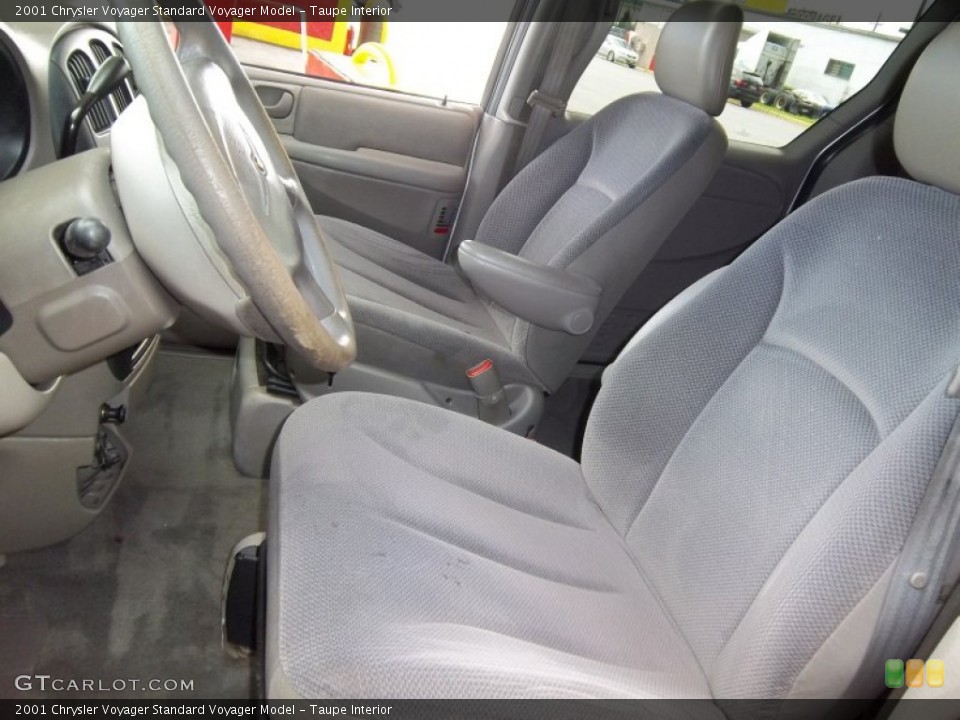 Taupe Interior Photo for the 2001 Chrysler Voyager  #54071715