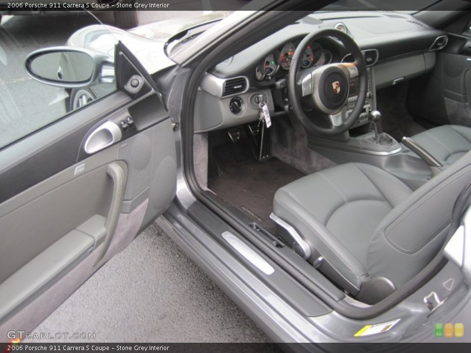 Stone Grey Interior Photo for the 2006 Porsche 911 Carrera S Coupe #54075831