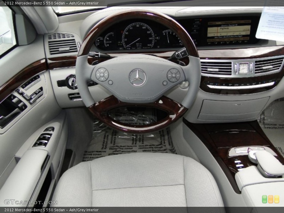 Ash/Grey Interior Dashboard for the 2012 Mercedes-Benz S 550 Sedan #54078942