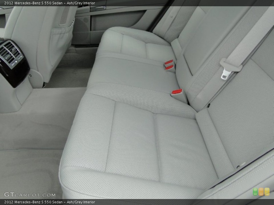 Ash/Grey Interior Photo for the 2012 Mercedes-Benz S 550 Sedan #54078979
