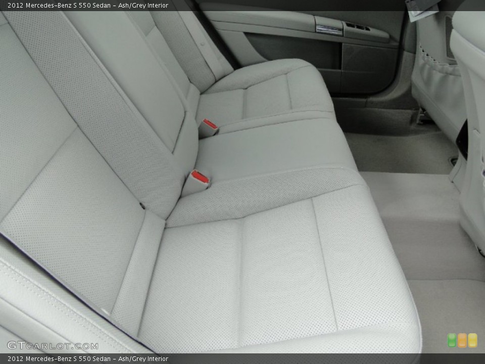 Ash/Grey Interior Photo for the 2012 Mercedes-Benz S 550 Sedan #54079005