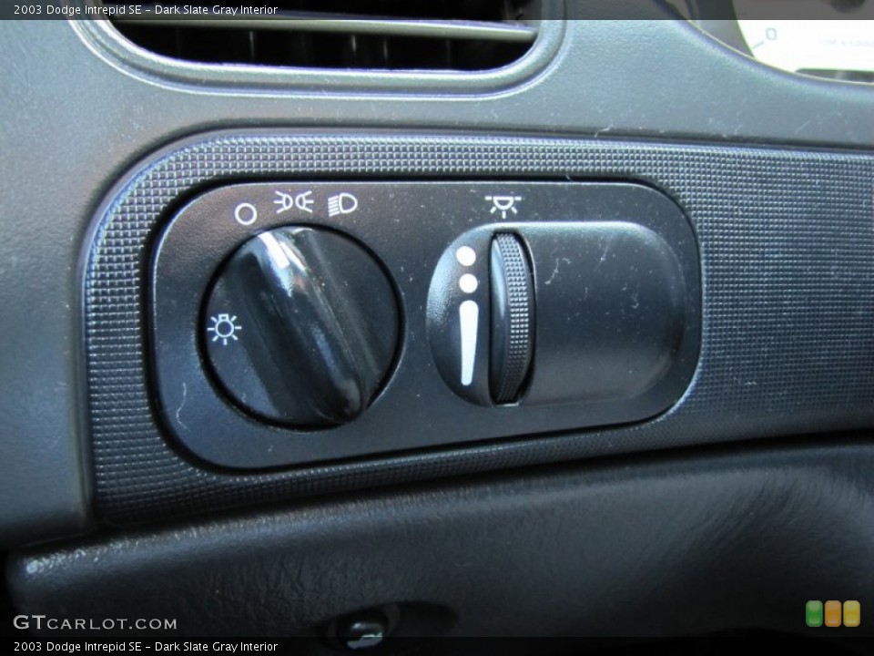 Dark Slate Gray Interior Controls for the 2003 Dodge Intrepid SE #54080121
