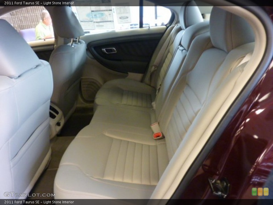 Light Stone Interior Photo for the 2011 Ford Taurus SE #54081133