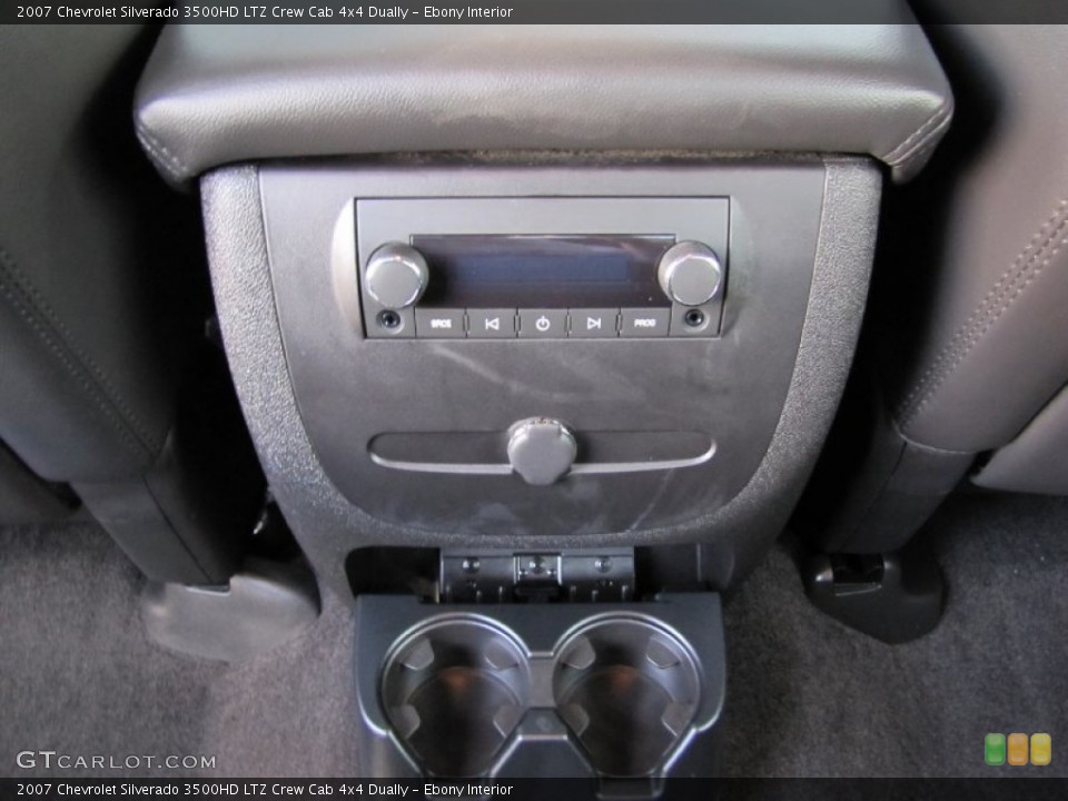 Ebony Interior Controls for the 2007 Chevrolet Silverado 3500HD LTZ Crew Cab 4x4 Dually #54081681