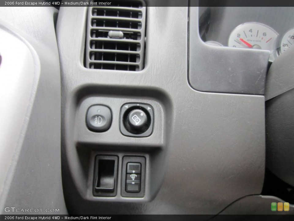 Medium/Dark Flint Interior Controls for the 2006 Ford Escape Hybrid 4WD #54082353
