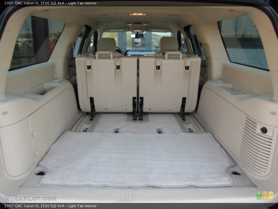 Light Tan Interior Trunk for the 2007 GMC Yukon XL 1500 SLE 4x4 #54083286