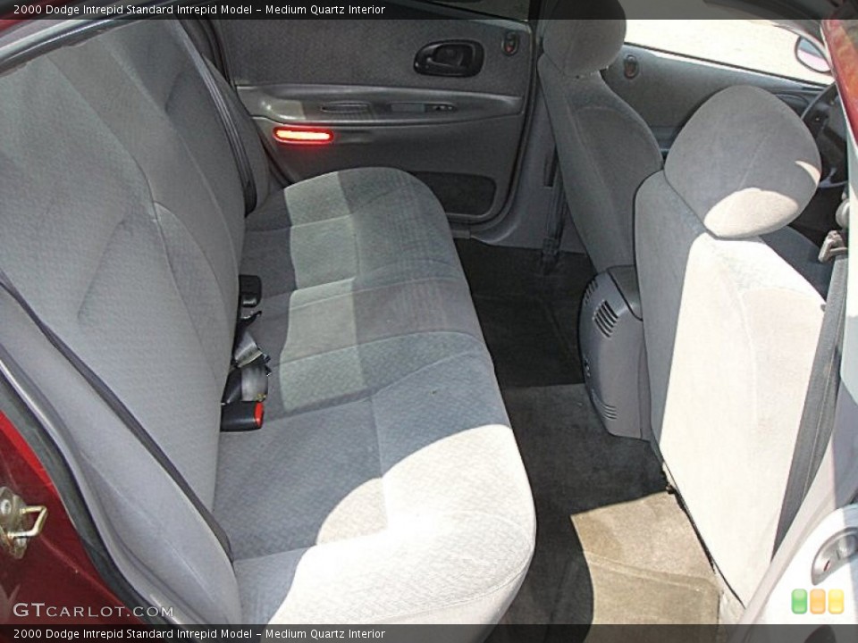 Medium Quartz Interior Photo for the 2000 Dodge Intrepid  #54093420