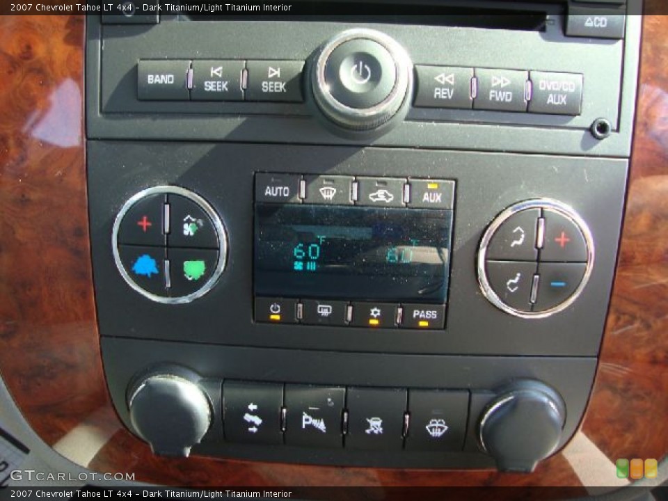 Dark Titanium/Light Titanium Interior Controls for the 2007 Chevrolet Tahoe LT 4x4 #54097506