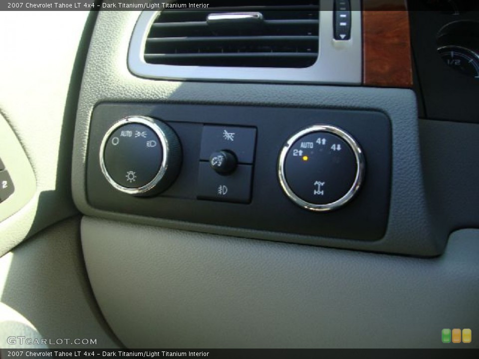 Dark Titanium/Light Titanium Interior Controls for the 2007 Chevrolet Tahoe LT 4x4 #54097560