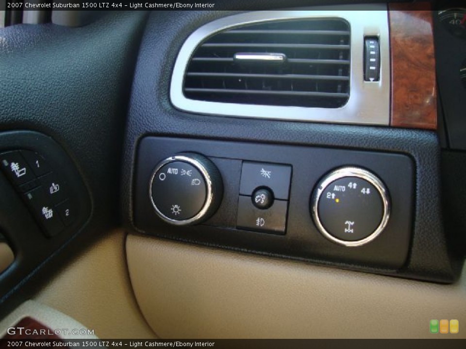 Light Cashmere/Ebony Interior Controls for the 2007 Chevrolet Suburban 1500 LTZ 4x4 #54099141