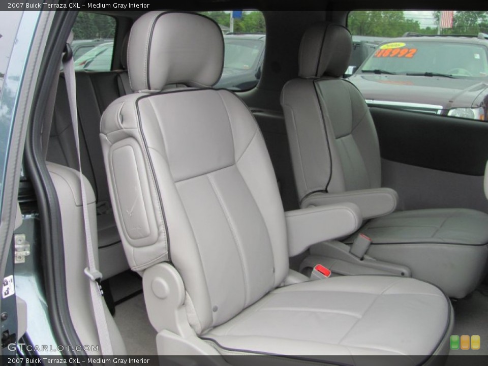 Medium Gray Interior Photo for the 2007 Buick Terraza CXL #54123579
