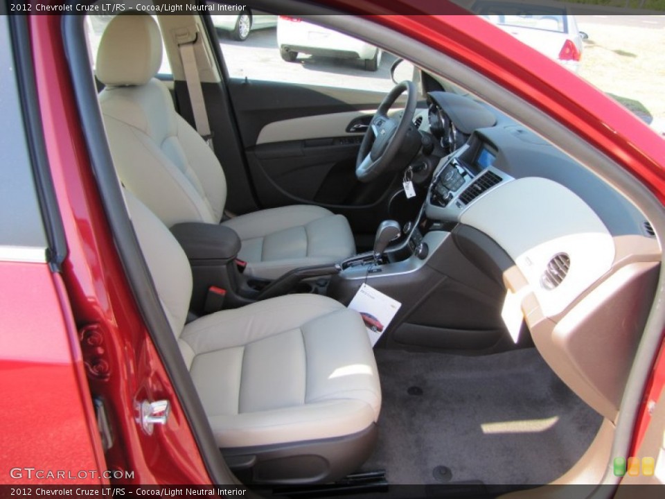 Cocoa/Light Neutral Interior Photo for the 2012 Chevrolet Cruze LT/RS #54124428