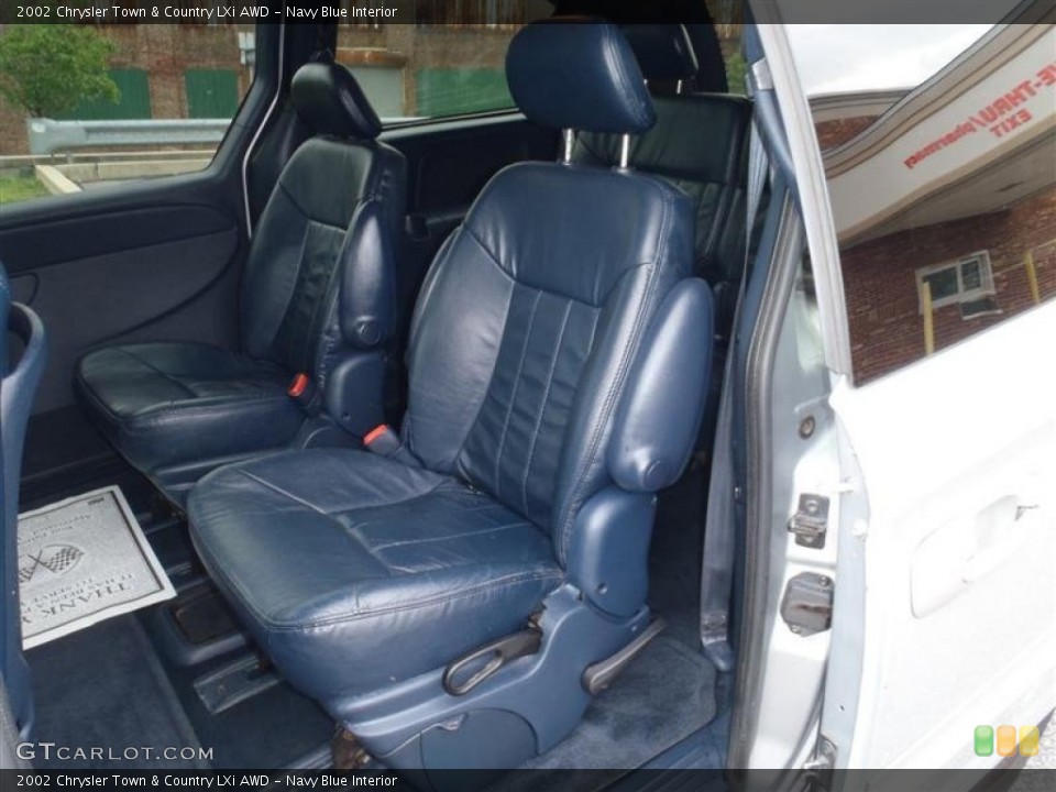 Navy Blue Interior Photo for the 2002 Chrysler Town & Country LXi AWD #54125838