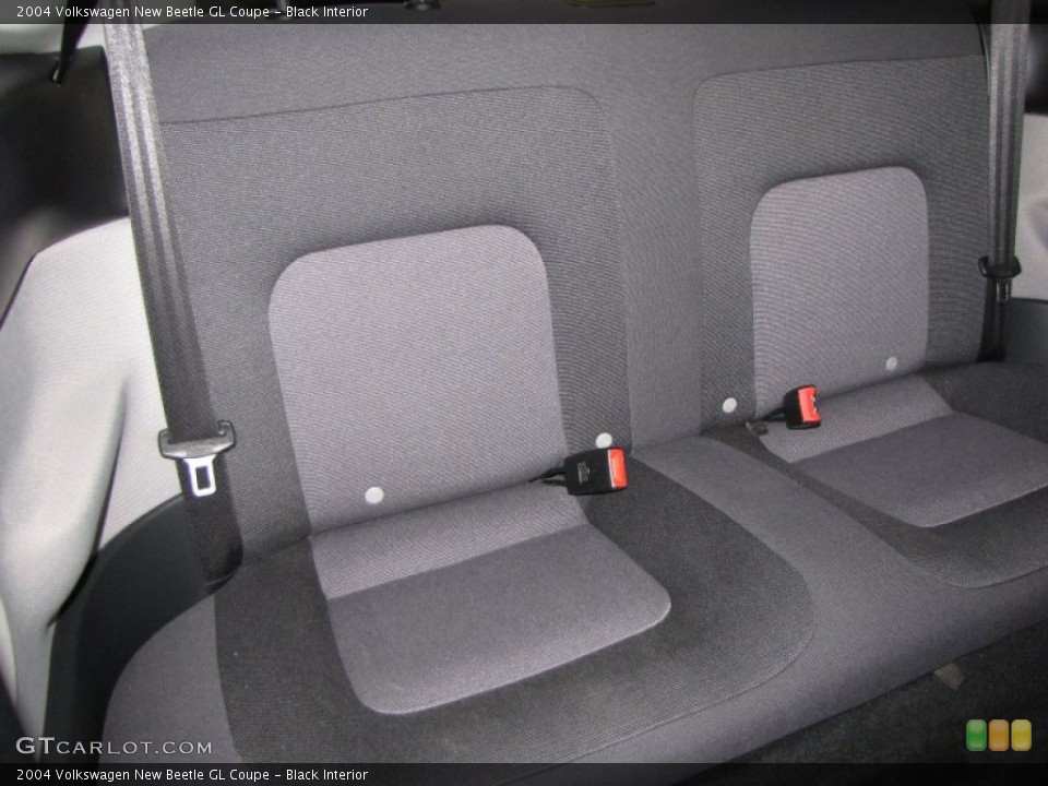 Black Interior Photo for the 2004 Volkswagen New Beetle GL Coupe #54137140