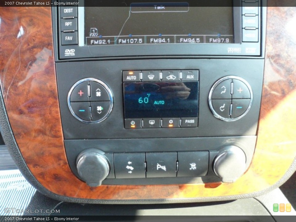 Ebony Interior Controls for the 2007 Chevrolet Tahoe LS #54137355