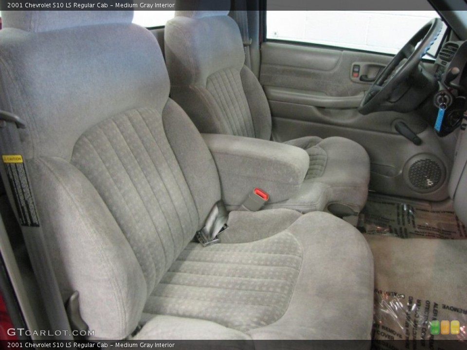 Medium Gray 2001 Chevrolet S10 Interiors
