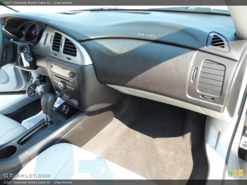 Gray Interior Dashboard for the 2007 Chevrolet Monte Carlo SS #54138534
