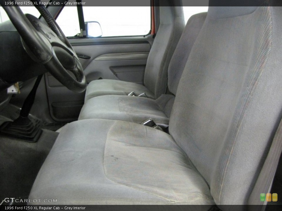 Grey Interior Photo for the 1996 Ford F250 XL Regular Cab #54140616