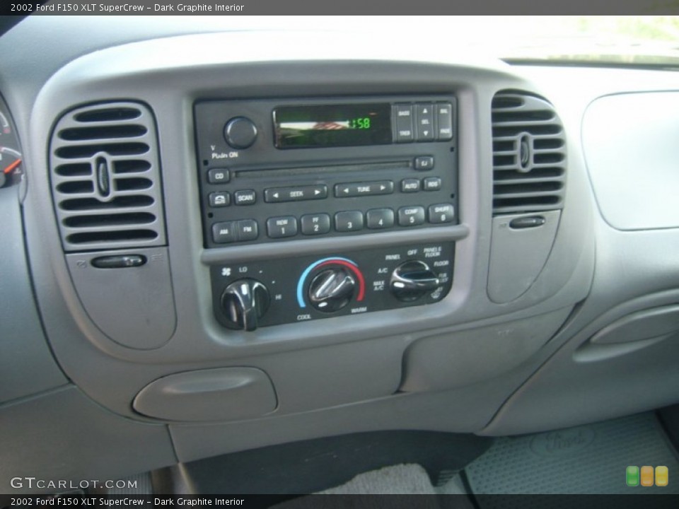 Dark Graphite Interior Controls for the 2002 Ford F150 XLT SuperCrew #54141039