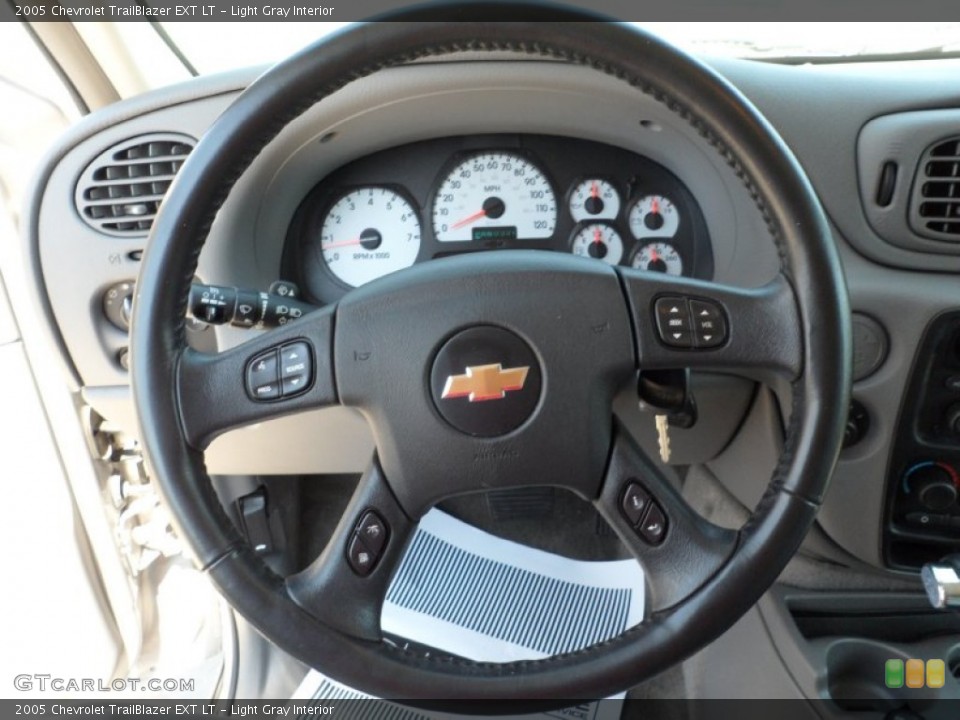 Light Gray Interior Steering Wheel for the 2005 Chevrolet TrailBlazer EXT LT #54141504