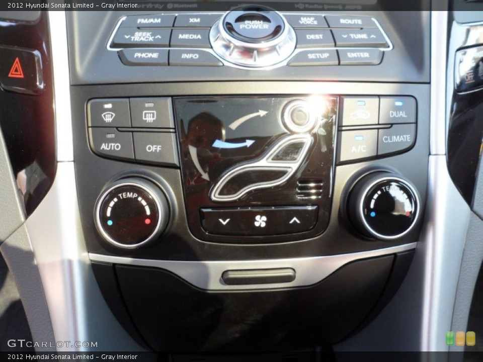 Gray Interior Controls for the 2012 Hyundai Sonata Limited #54148902