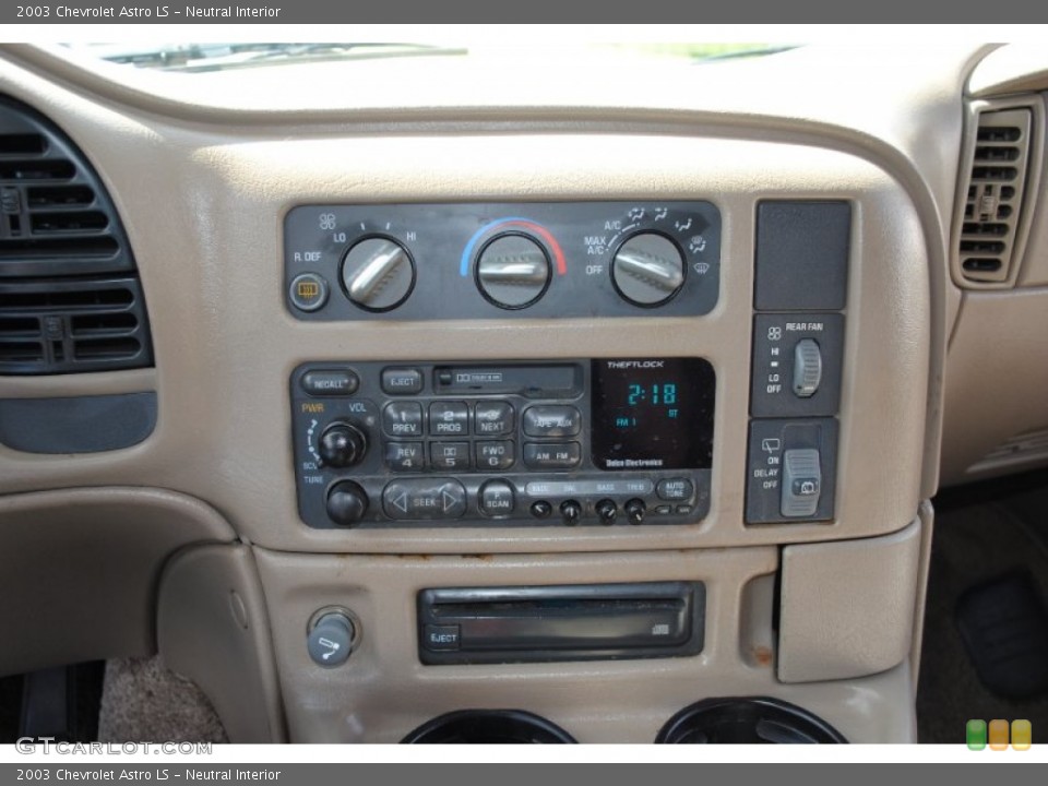 Neutral Interior Controls for the 2003 Chevrolet Astro LS #54148983